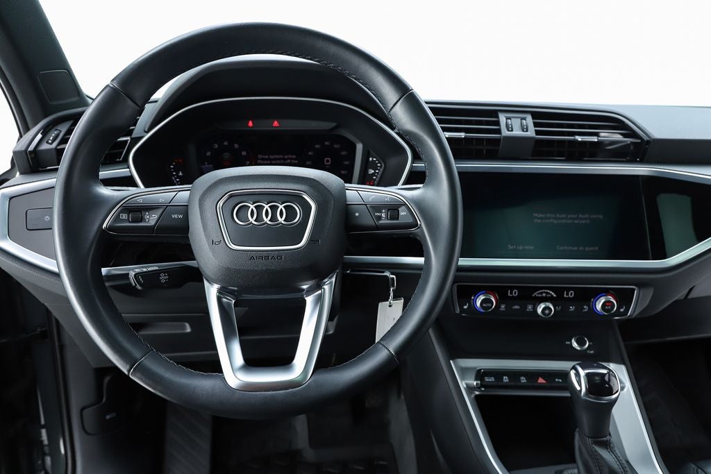2022 Audi Q3 Premium quattro