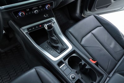 2022 Audi Q3 Premium quattro