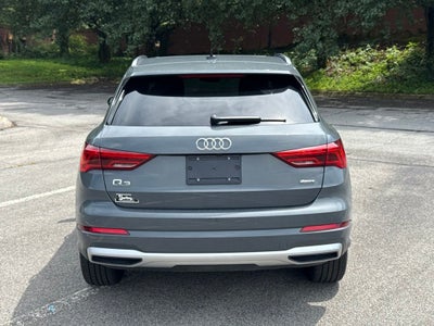 2022 Audi Q3 Premium quattro