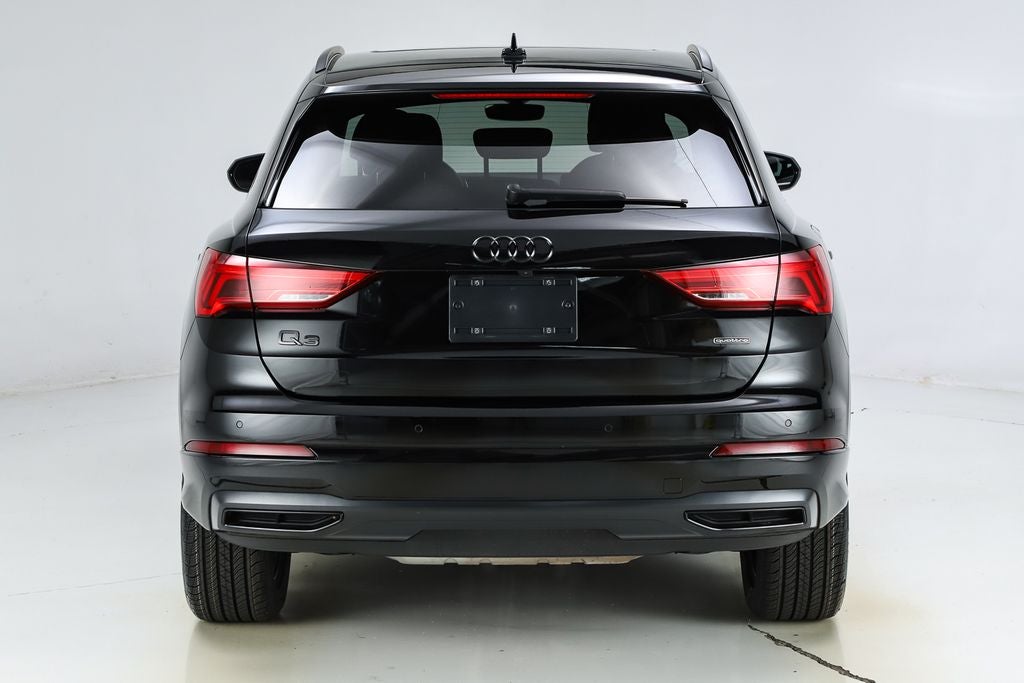 2023 Audi Q3 Premium quattro