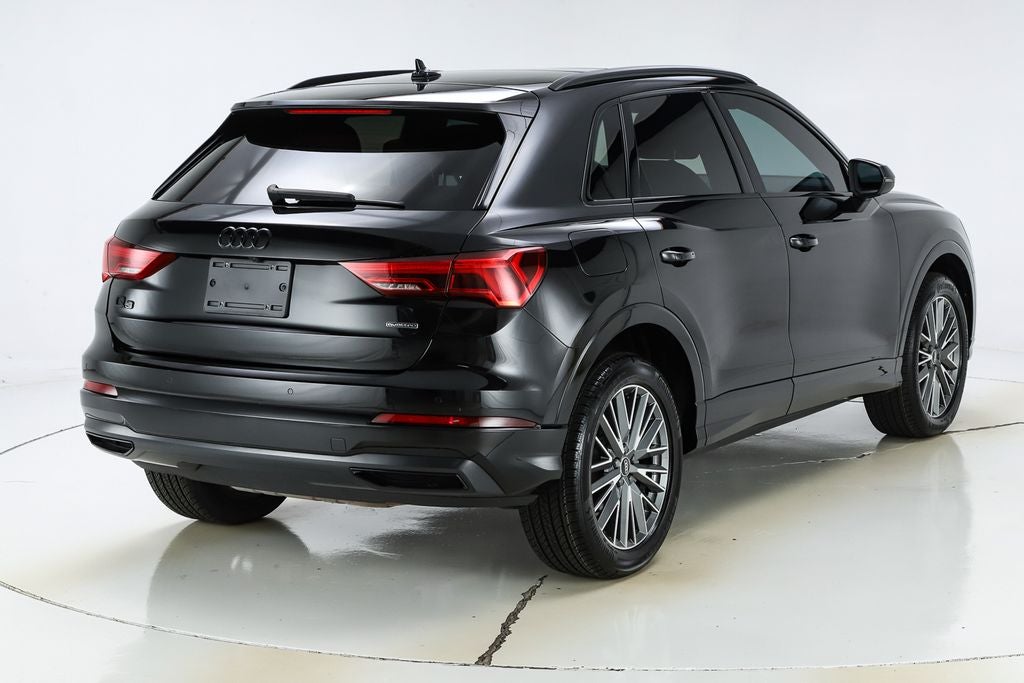 2023 Audi Q3 Premium quattro