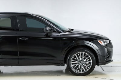 2023 Audi Q3 Premium quattro