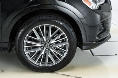 2023 Audi Q3 Premium quattro