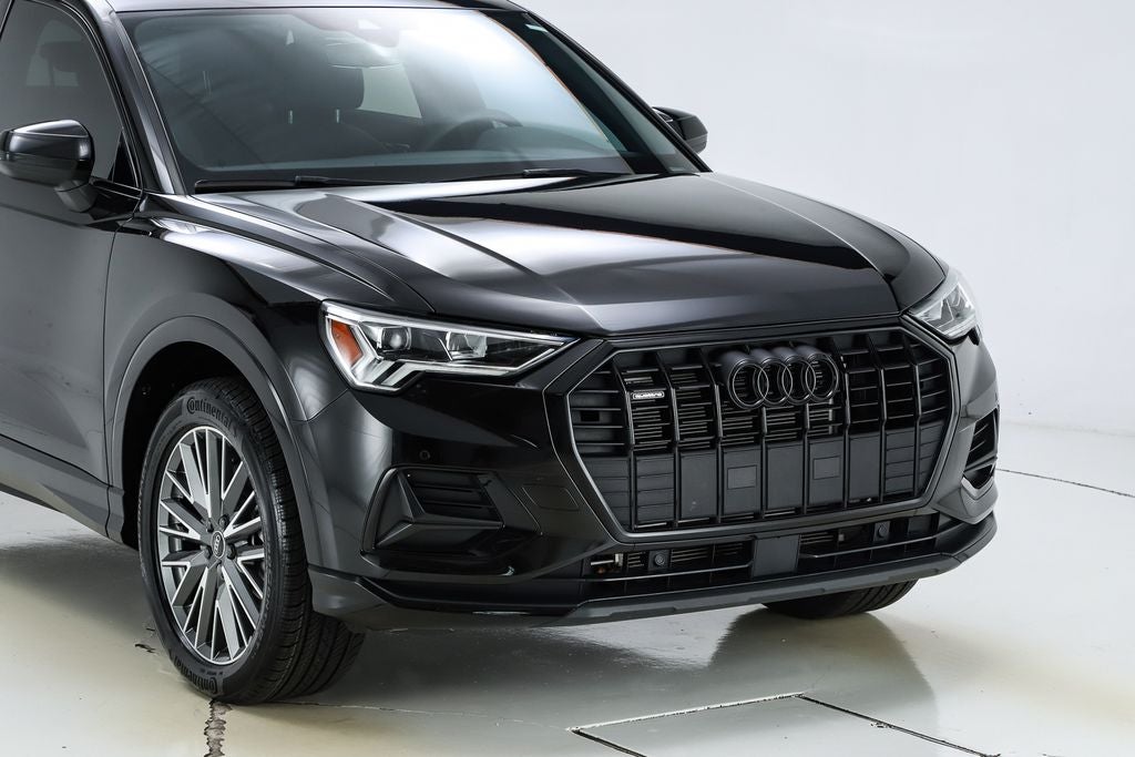 2023 Audi Q3 Premium quattro