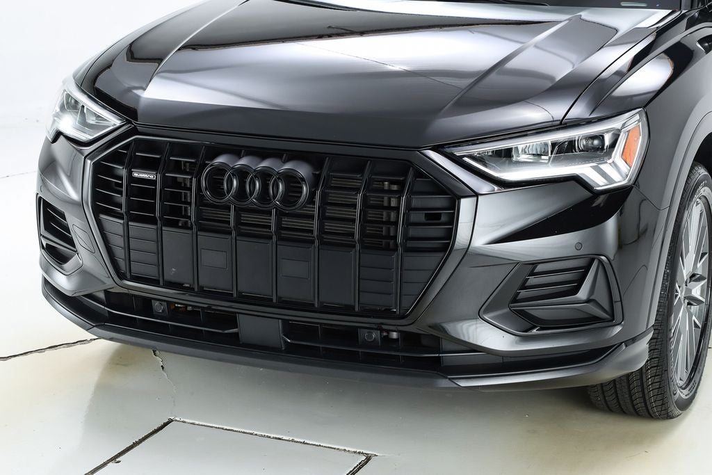 2023 Audi Q3 Premium quattro