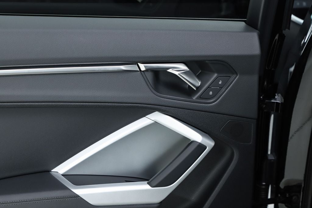 2023 Audi Q3 Premium quattro