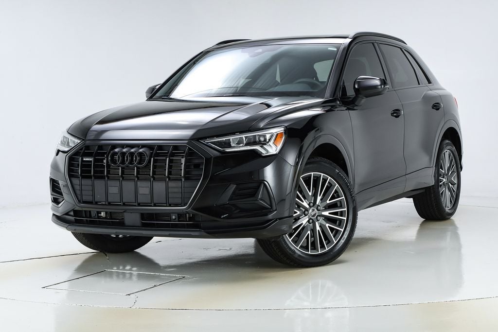 2023 Audi Q3 Premium quattro