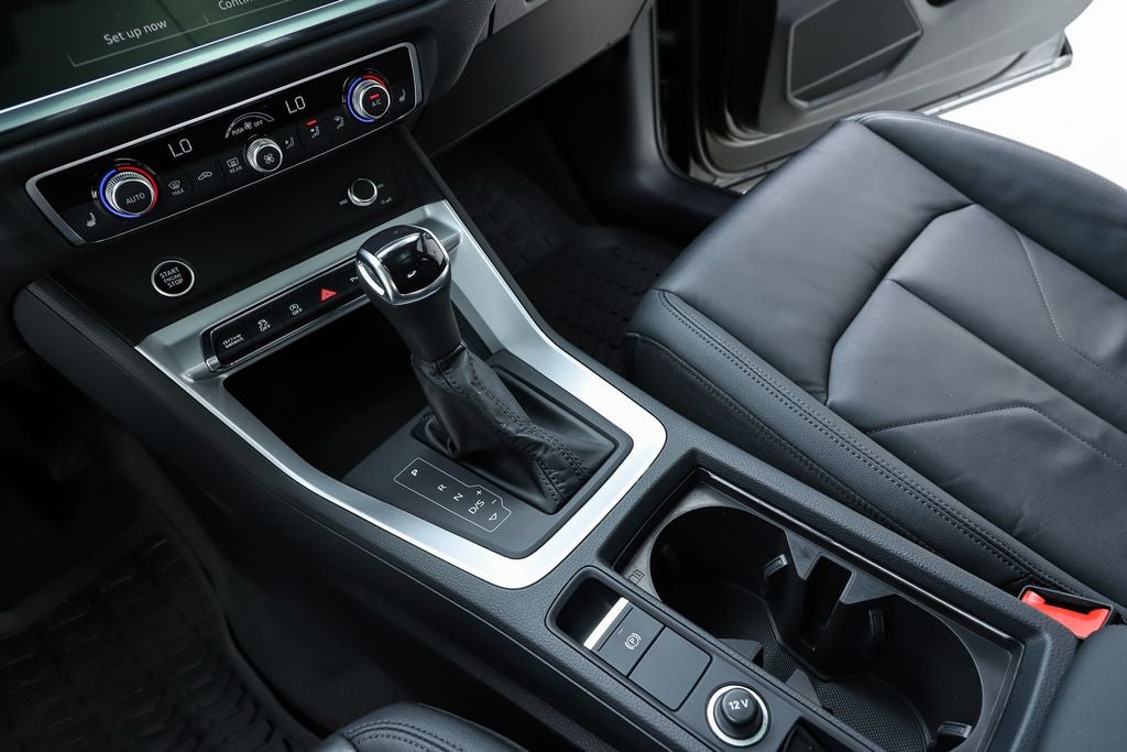 2023 Audi Q3 Premium quattro