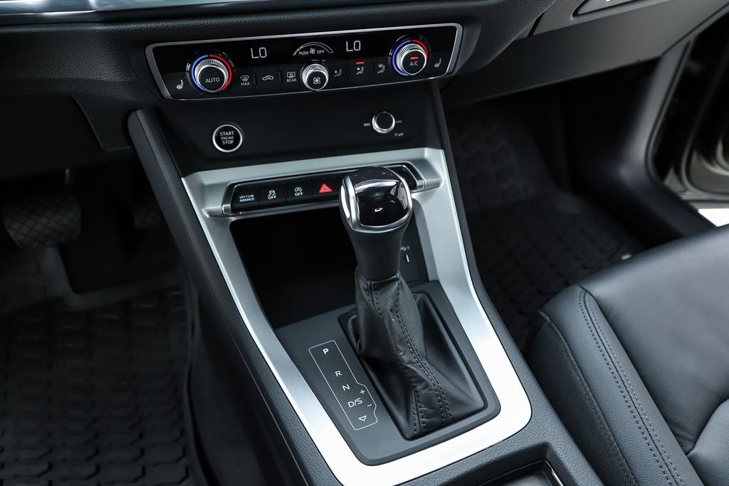 2023 Audi Q3 Premium quattro