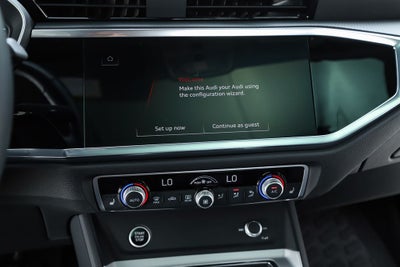 2023 Audi Q3 Premium quattro