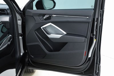 2023 Audi Q3 Premium quattro