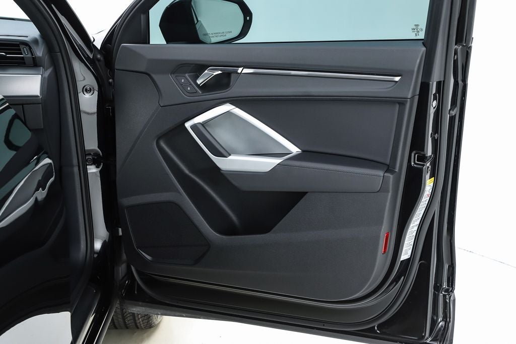 2023 Audi Q3 Premium quattro