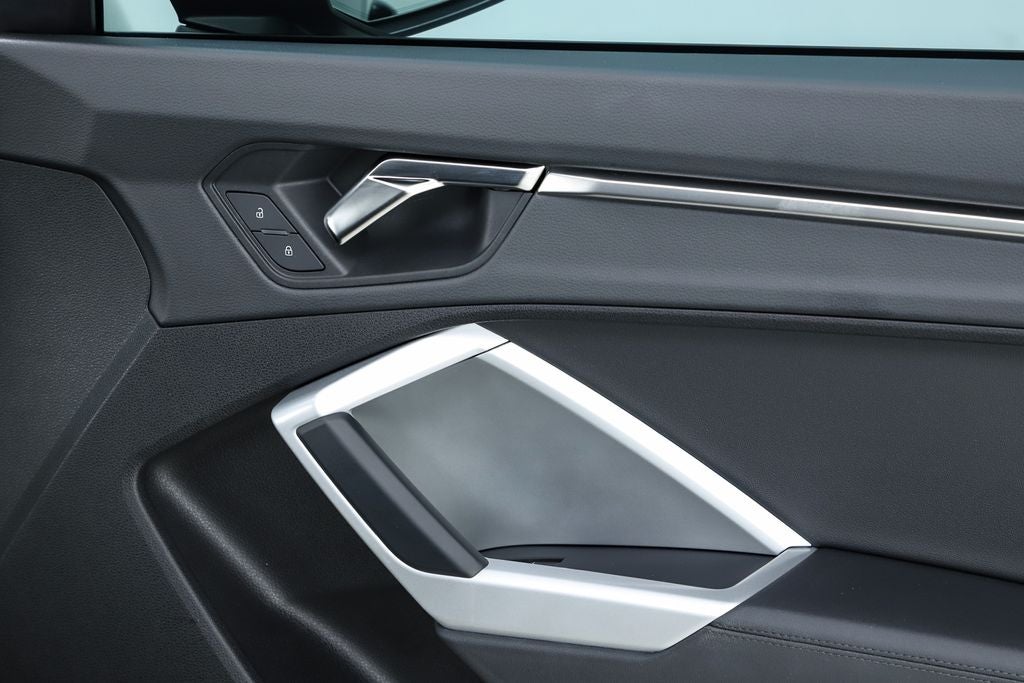 2023 Audi Q3 Premium quattro