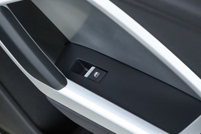 2023 Audi Q3 Premium quattro