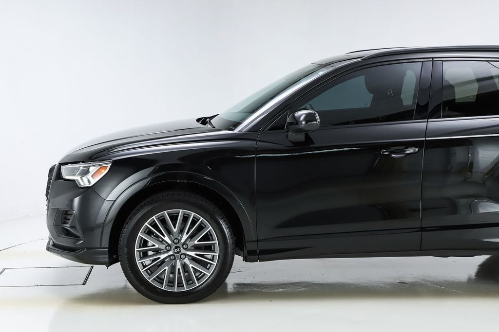 2023 Audi Q3 Premium quattro