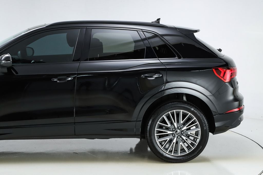 2023 Audi Q3 Premium quattro