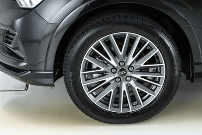 2023 Audi Q3 Premium quattro