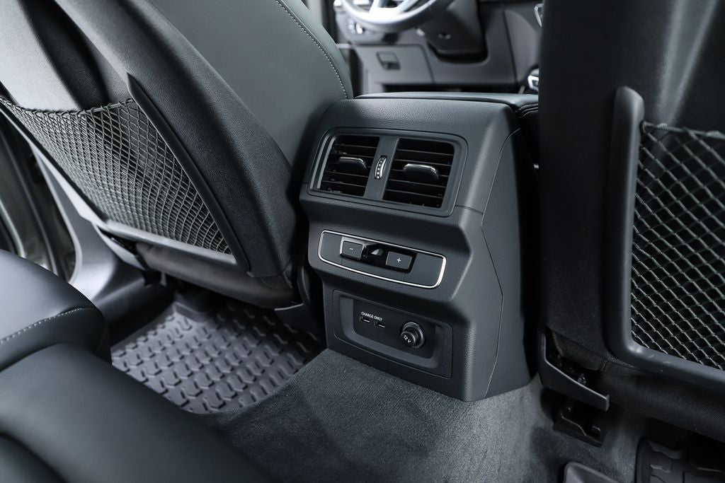 2023 Audi SQ5 Premium Plus quattro