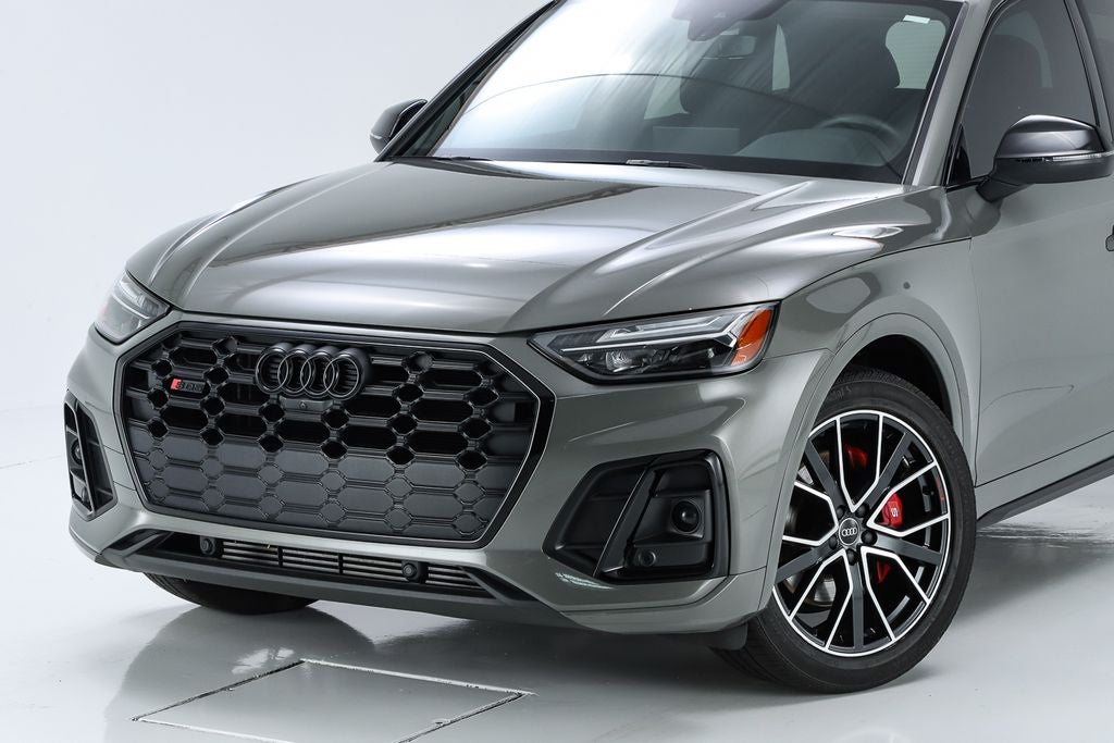 2023 Audi SQ5 Premium Plus quattro