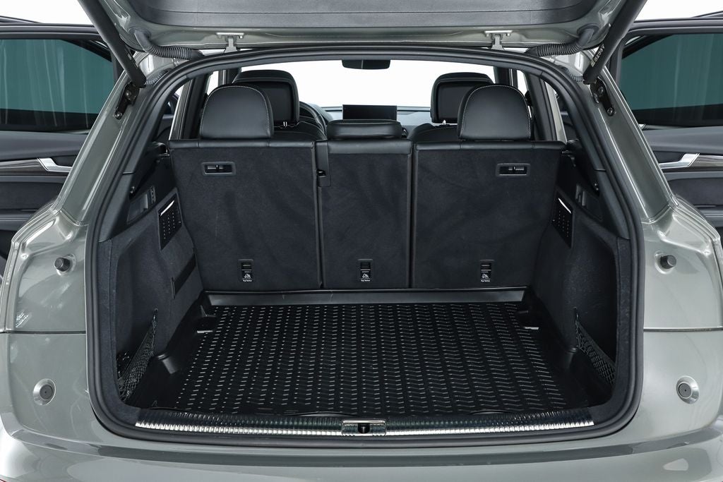 2023 Audi SQ5 Premium Plus quattro