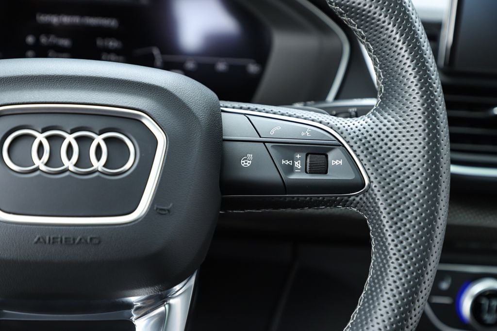 2023 Audi SQ5 Premium Plus quattro