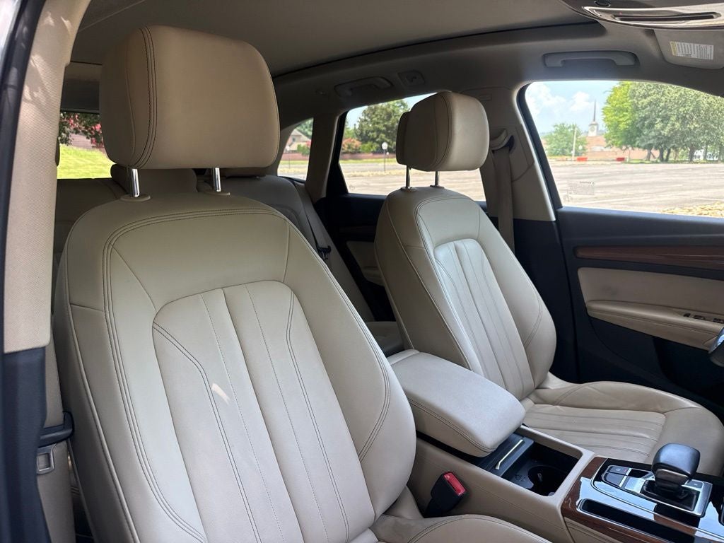 2021 Audi Q5 45 Premium Plus quattro