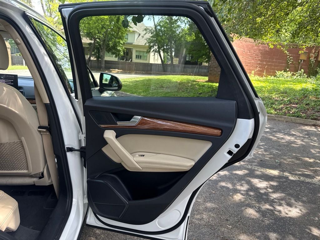 2021 Audi Q5 45 Premium Plus quattro