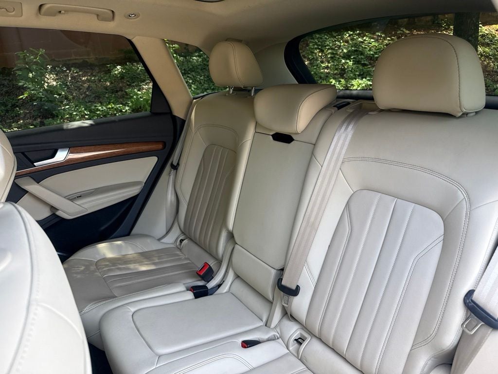 2021 Audi Q5 45 Premium Plus quattro