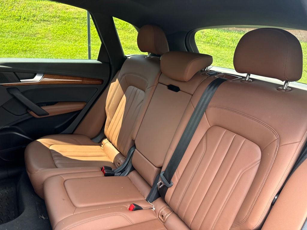 2021 Audi Q5 45 Premium Plus quattro