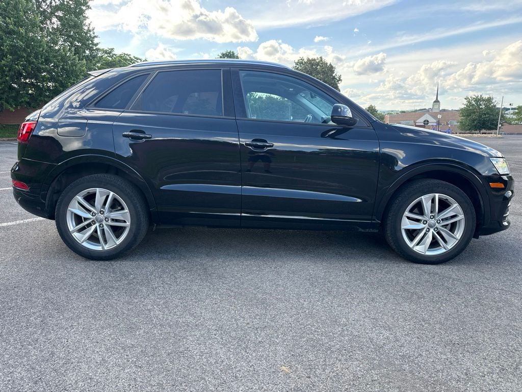 2017 Audi Q3 2.0T Premium