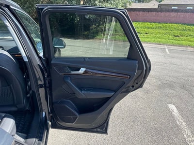 2018 Audi Q5 2.0T Premium Plus quattro