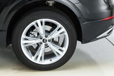 2023 Audi Q8 55 Premium Plus quattro