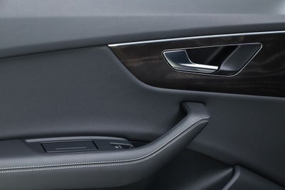 2023 Audi Q8 55 Premium Plus quattro