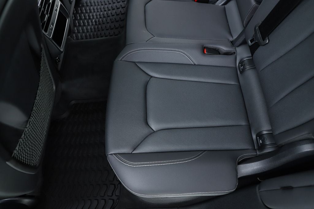 2023 Audi Q8 55 Premium Plus quattro