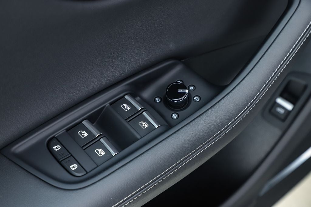 2023 Audi Q8 55 Premium Plus quattro