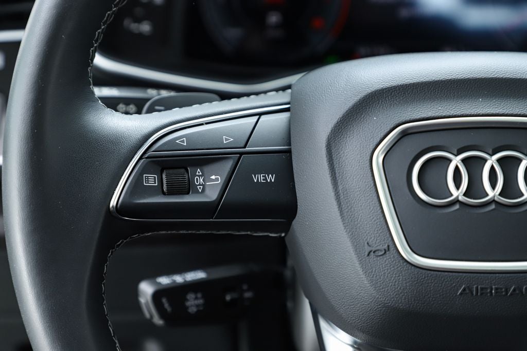 2023 Audi Q8 55 Premium Plus quattro