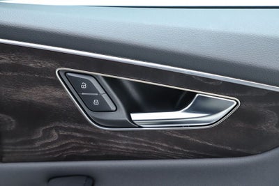 2023 Audi Q8 55 Premium Plus quattro