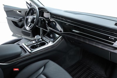 2023 Audi Q8 55 Premium Plus quattro