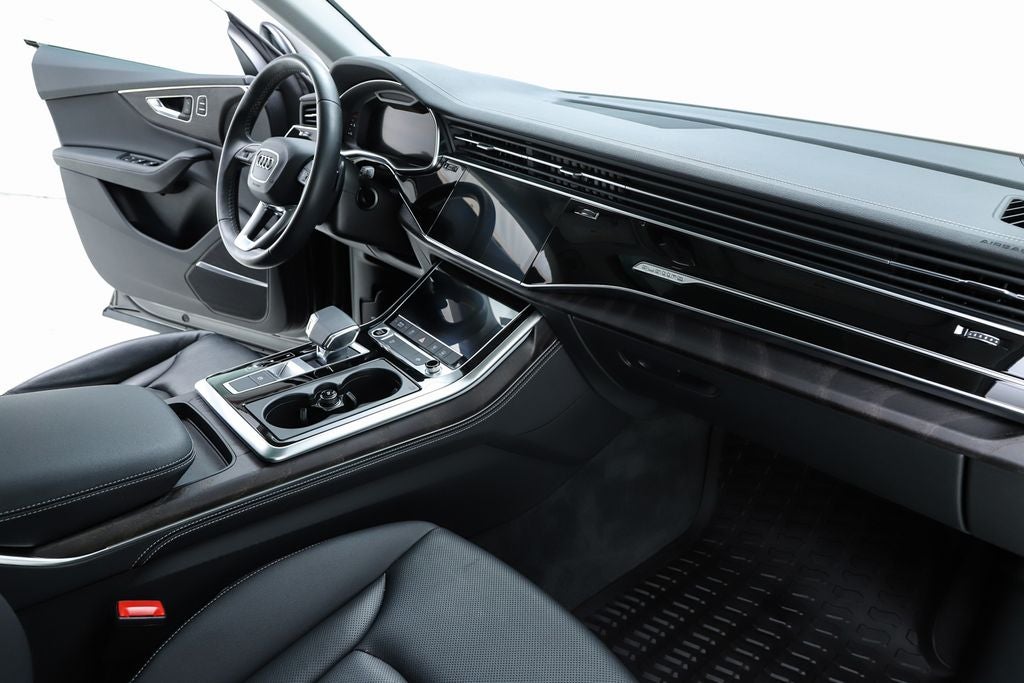 2023 Audi Q8 55 Premium Plus quattro