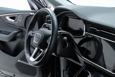 2023 Audi Q8 55 Premium Plus quattro