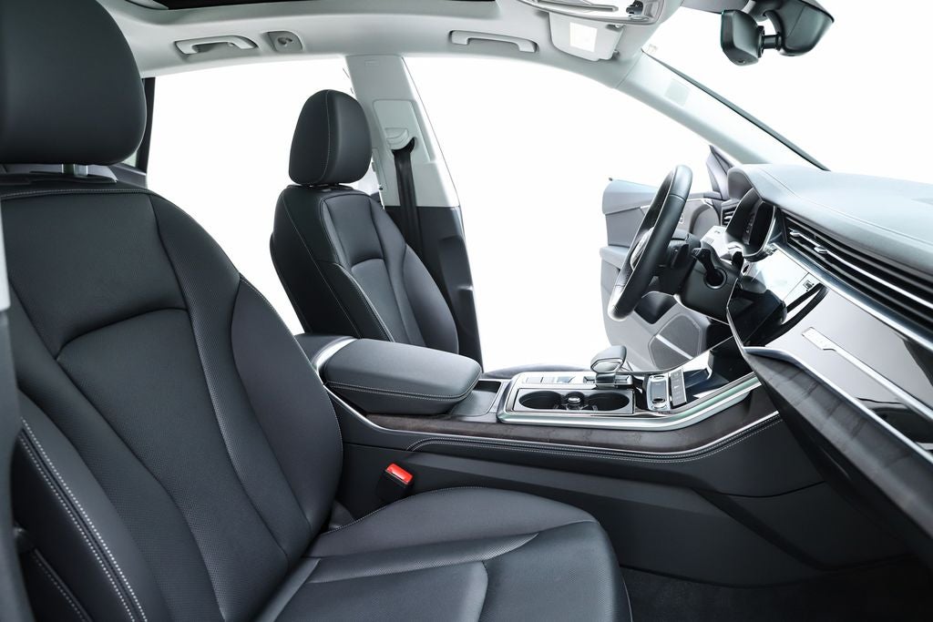 2023 Audi Q8 55 Premium Plus quattro