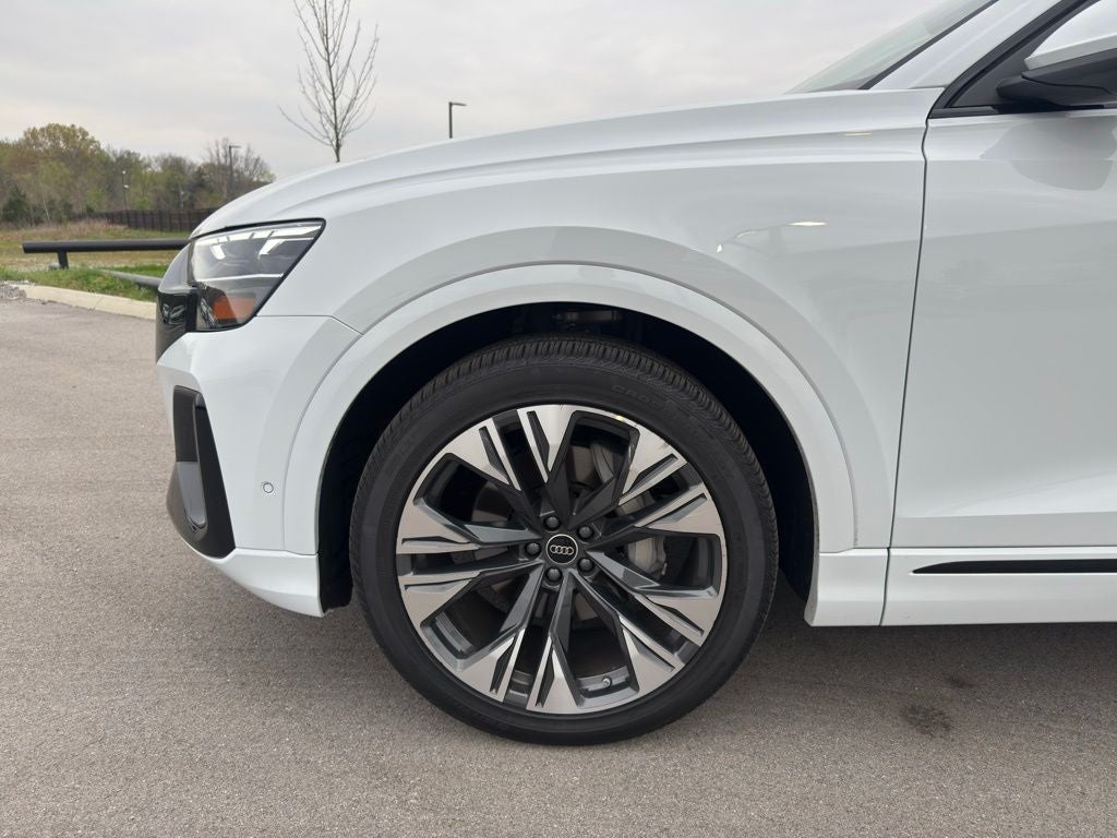 2025 Audi Q8 55 Premium Plus quattro