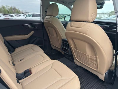 2025 Audi Q8 55 Premium Plus quattro