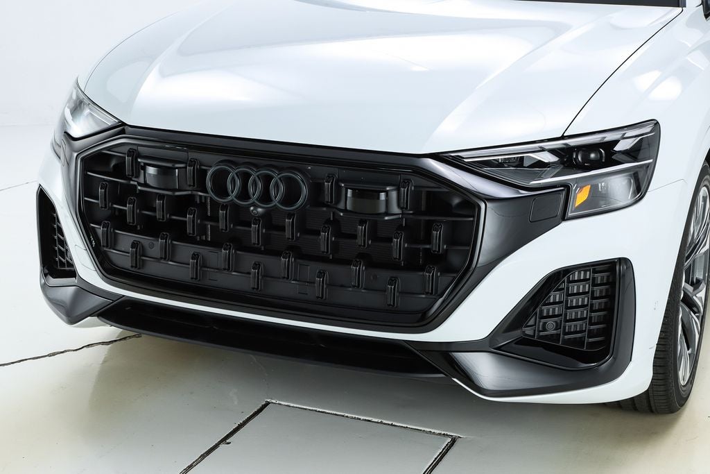 2025 Audi Q8 55 Premium Plus quattro