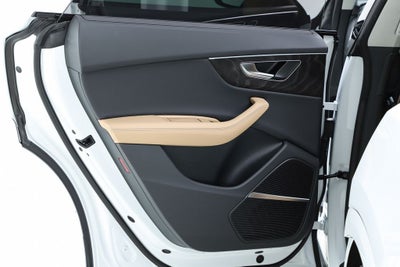 2025 Audi Q8 55 Premium Plus quattro