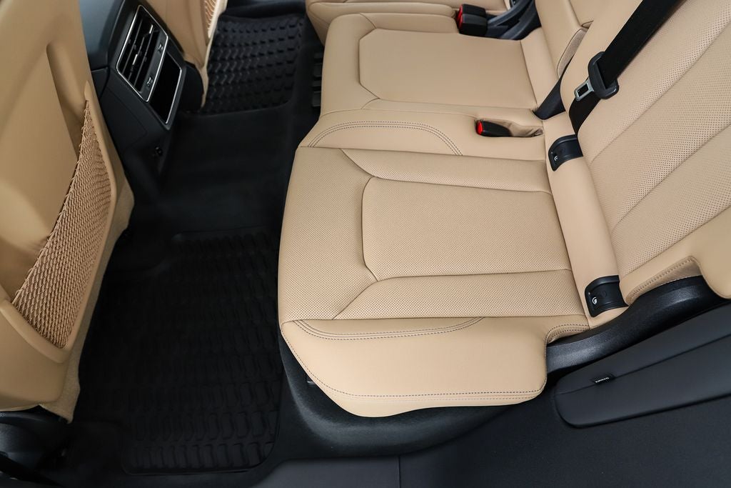 2025 Audi Q8 55 Premium Plus quattro