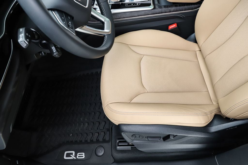 2025 Audi Q8 55 Premium Plus quattro