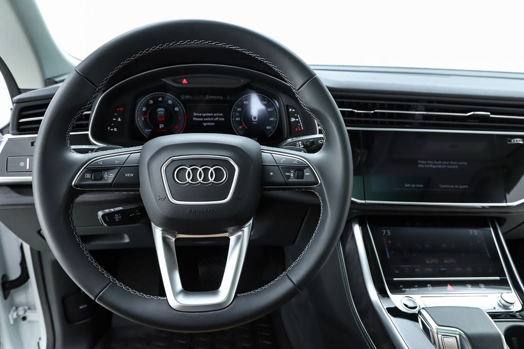 2025 Audi Q8 55 Premium Plus quattro