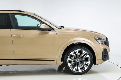 2025 Audi Q8 55 Premium Plus quattro