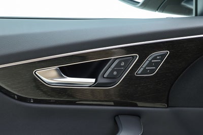 2025 Audi Q8 55 Premium Plus quattro